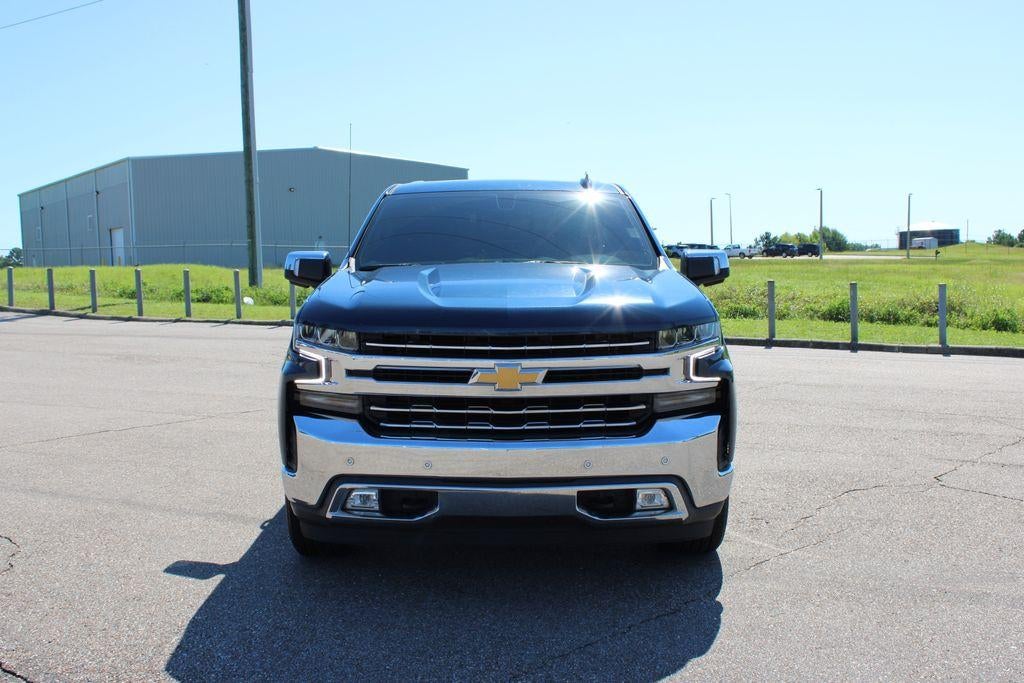 2021 Chevrolet Silverado 1500 — interior view