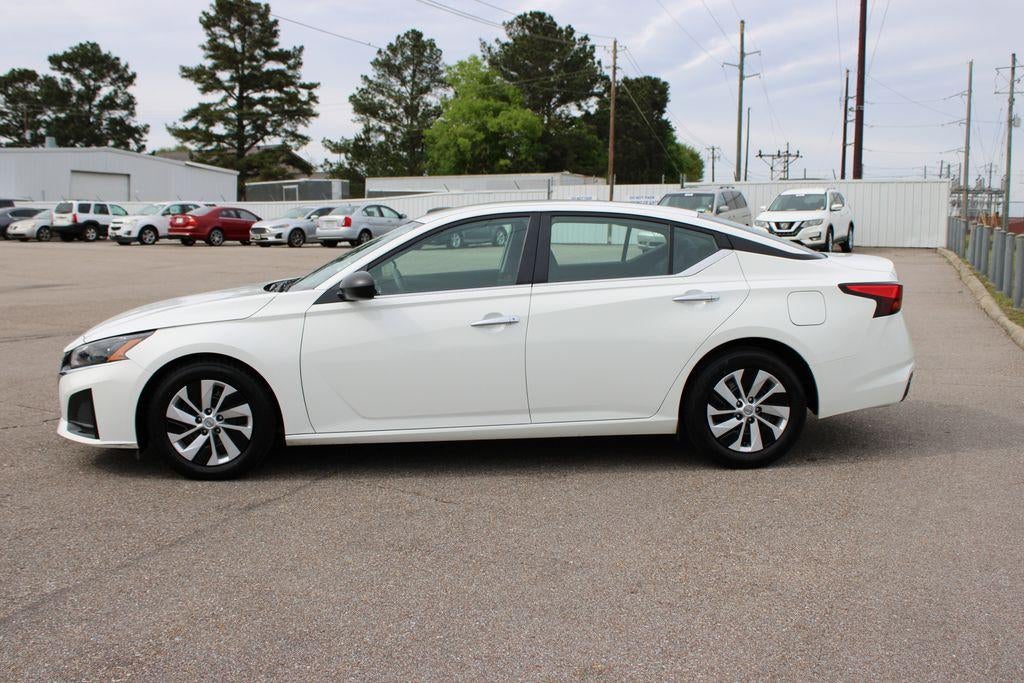 2024 Nissan Altima — rear three-quarter view