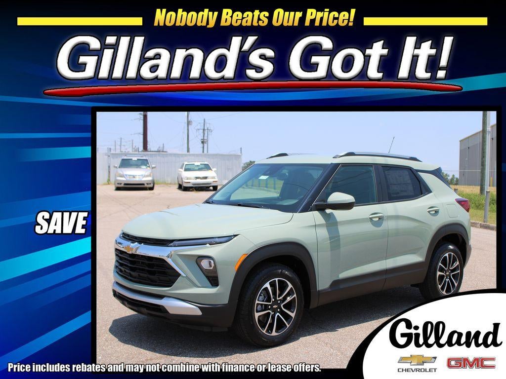 2026 Chevrolet Trailblazer LT in Cacti Green — front three-quarter view