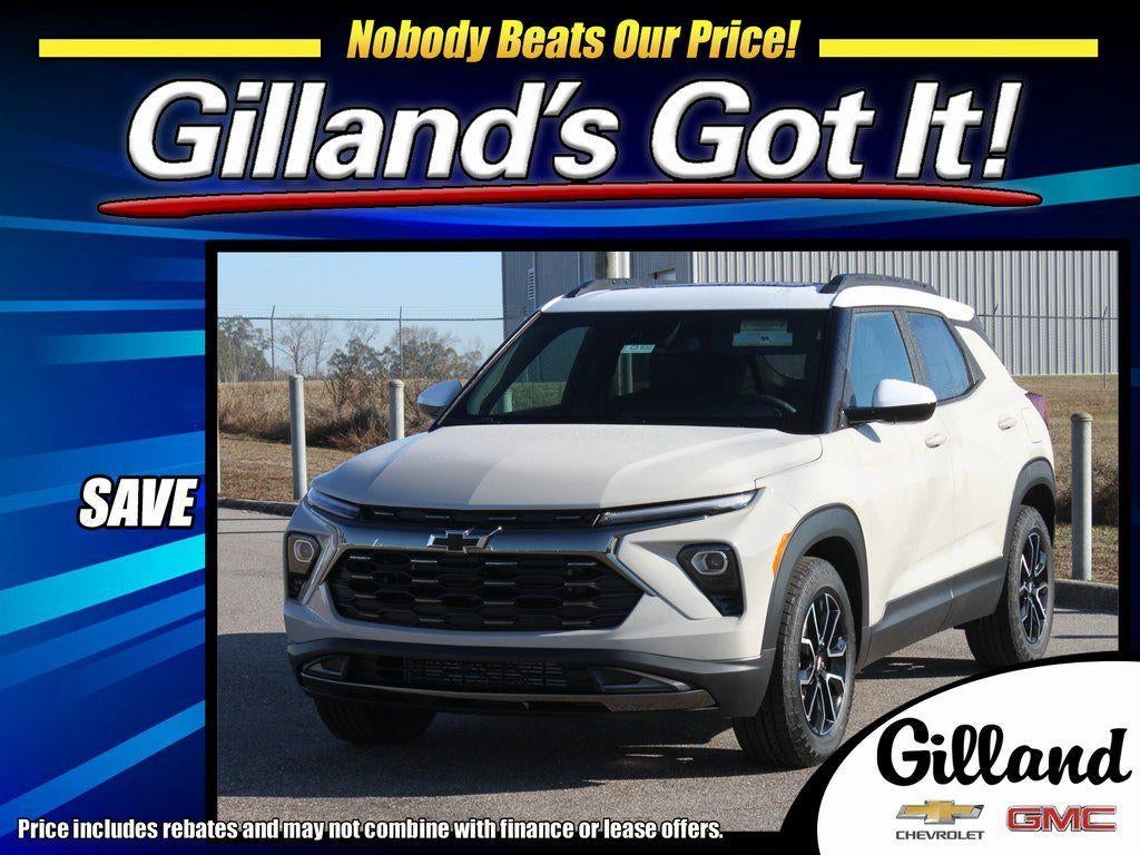 2026 Chevrolet Trailblazer ACTIV in White Sands — front three-quarter view